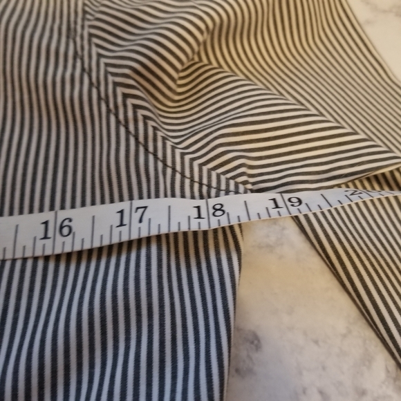 American Eagle S Blue White stripe‎ button up shirt - Picture 7 of 8